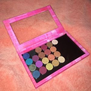 LIMITED EDITION Moschino x Sephora Eyeshadow